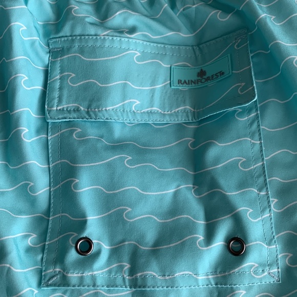 NWT Men’s Swim Trunks—Rainforest Men’s swim/beach - Picture 4 of 5